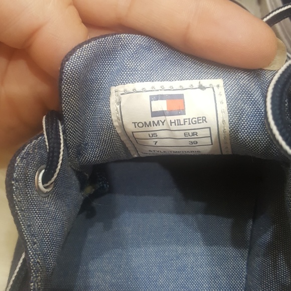 TOMMY HILFIGER HILFINGER!!! - Picture 6 of 6